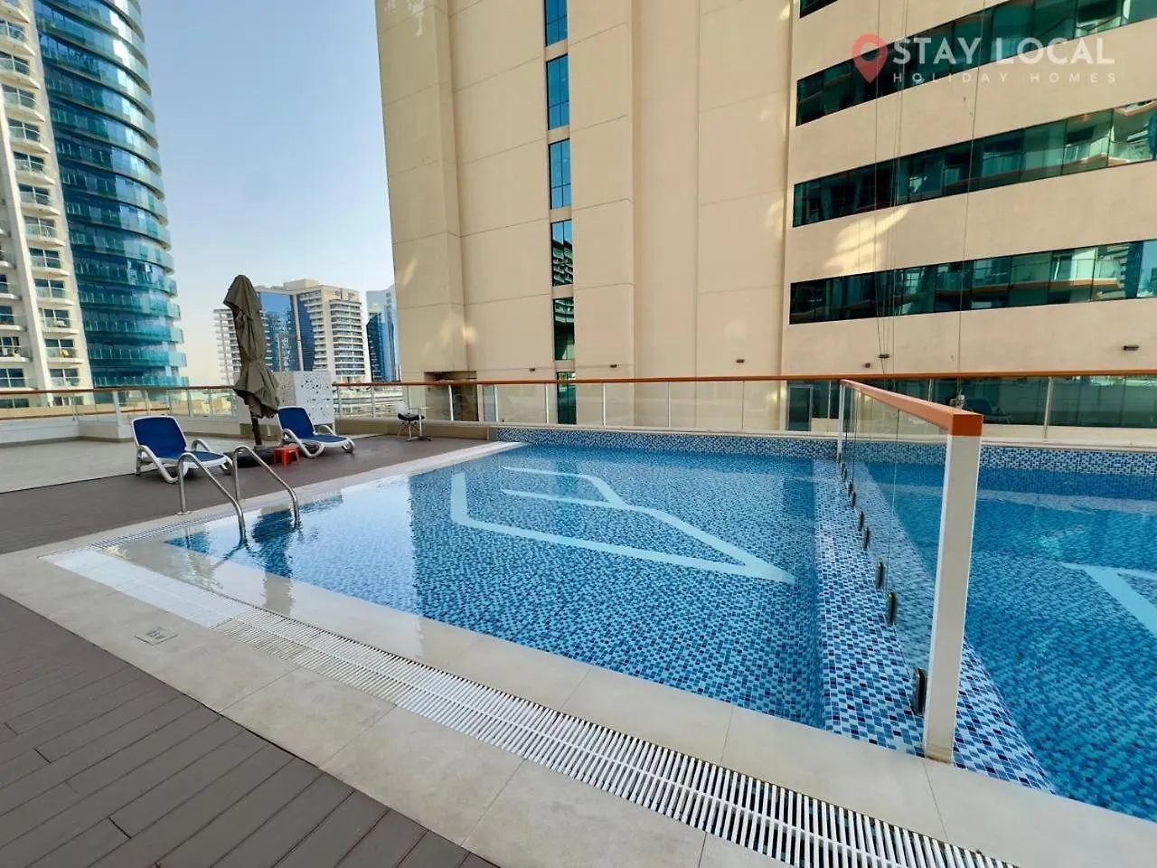 Iconic Studio Canal & Burj View Central, Scenic Serene Dubai Appartamento