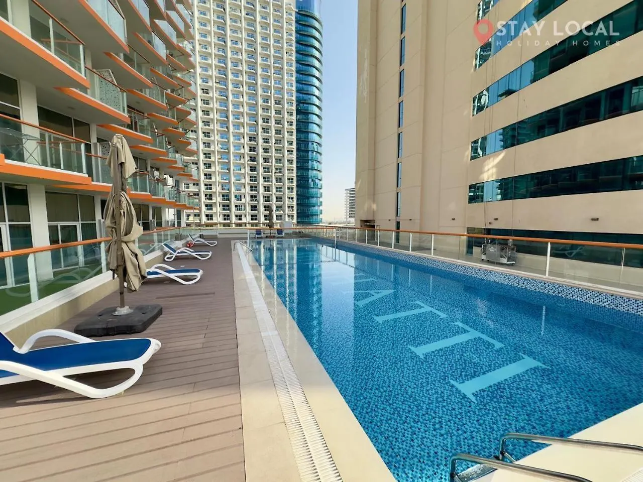 Appartamento Iconic Studio Canal & Burj View Central, Scenic Serene Dubai